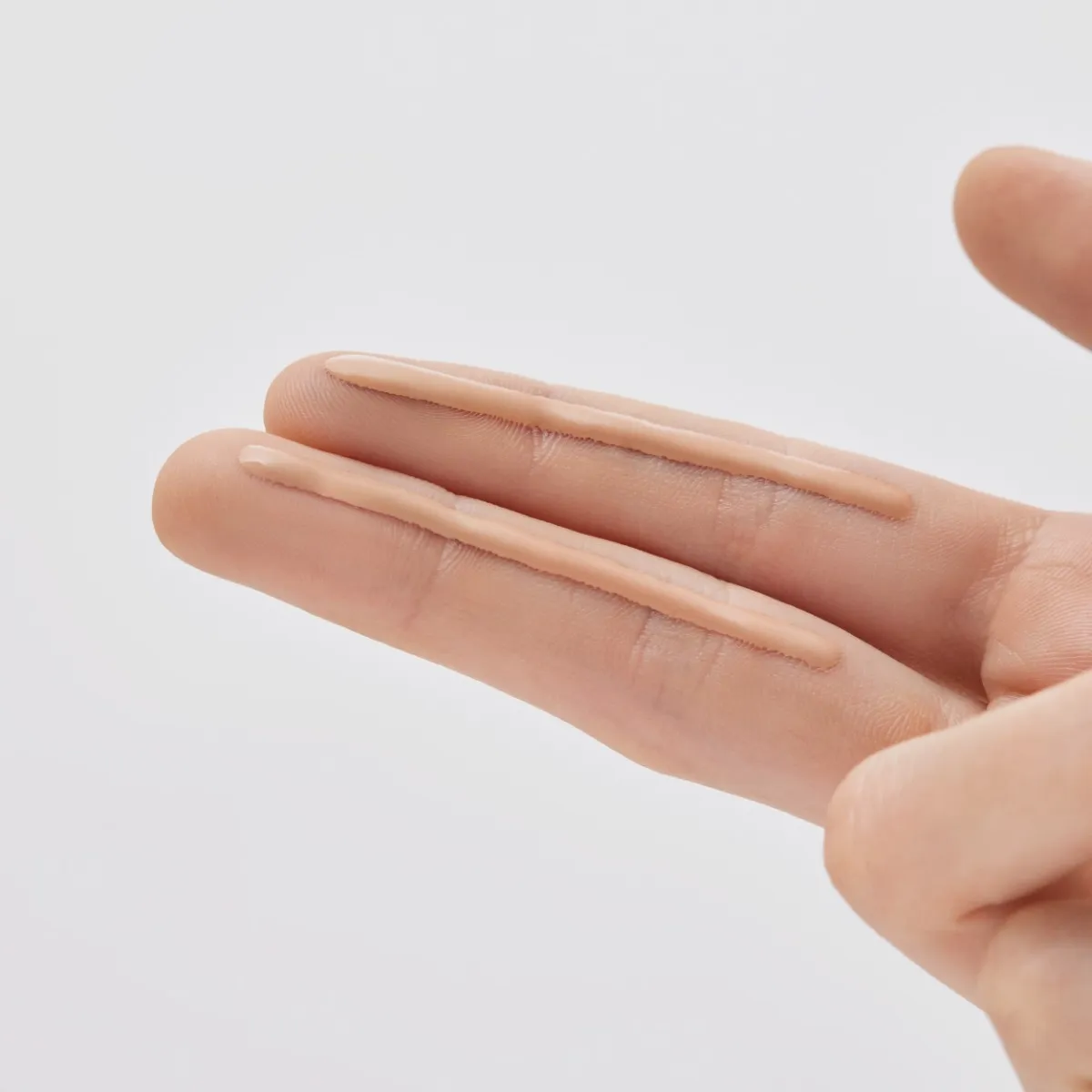 BABE SUPER FLUID EMULSIOON NÄOLE TOONIV SPF50 50ML - Tootepilt 5